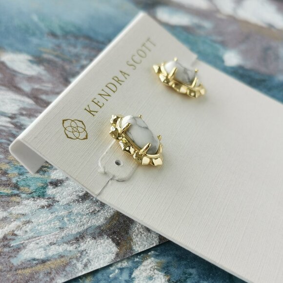 Kendra Scott Piper Gold White Howlite Stud Earrings New w/dust bag - Picture 2 of 3